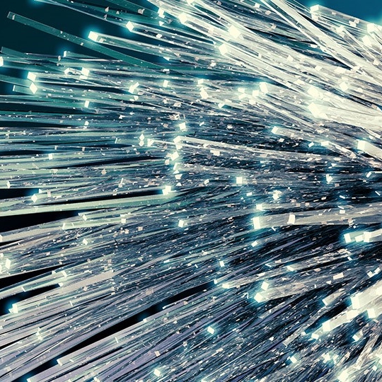 Detailaufnahme einer grafischen Darstellung von Glasfasern.