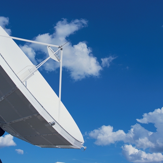 Eine Satellitenschüssel.